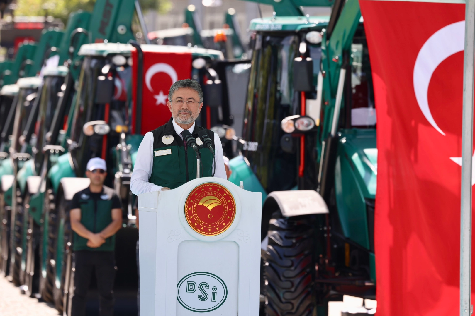DSİ envanterine 50 yeni iş makinesi... Taşkınla mücadeleyi güçlendirecek 