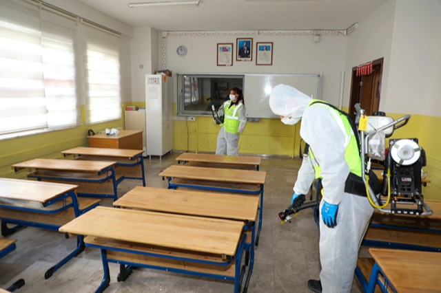 Kayseri Talas'ta okullar yeni döneme hazırlanıyor 