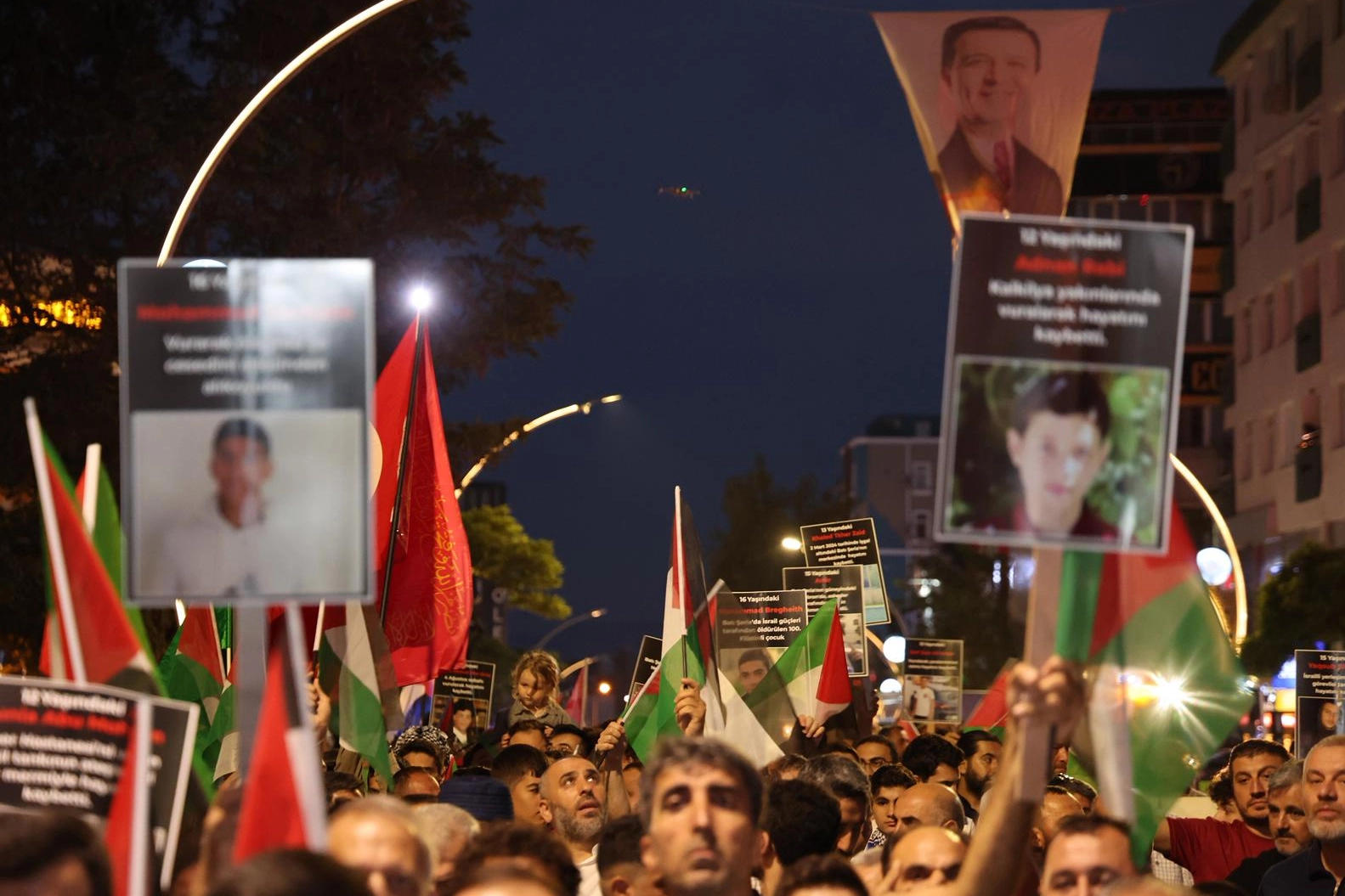 Gebzelilerden Gazze’ye destek yürüyüşü 