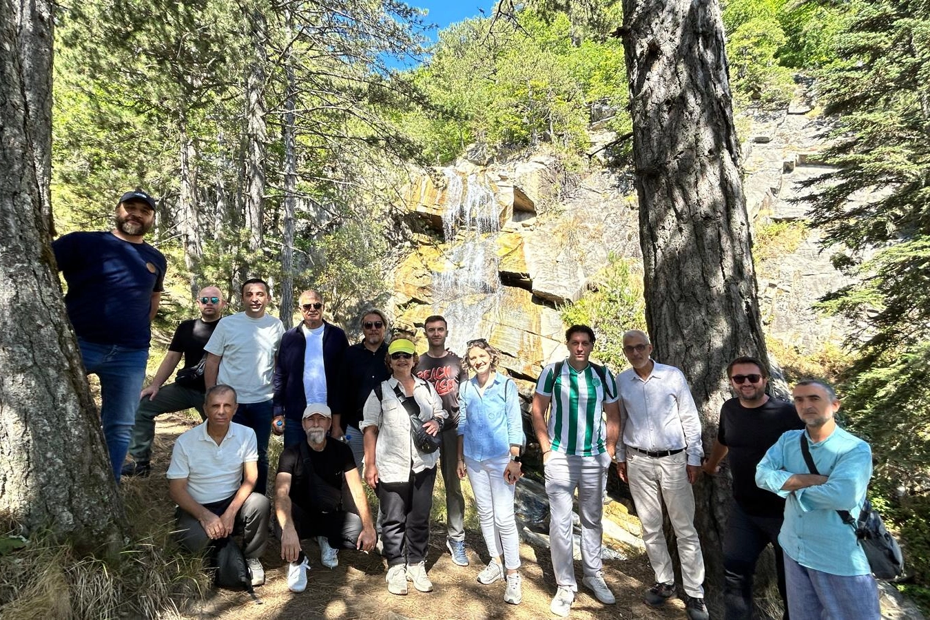 Bursalı turist rehberleri İnegöl’ün doğal ve tarihi zenginliklerini keşfetti 