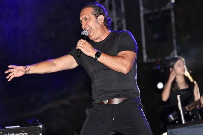 Kıraç’tan Denizli’de Zafer Bayramı’na coşkulu konser 