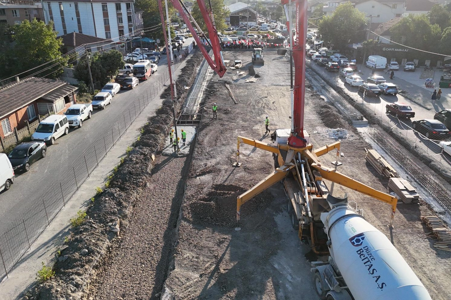 Düzce’ye üçüncü modern pazaryeri 