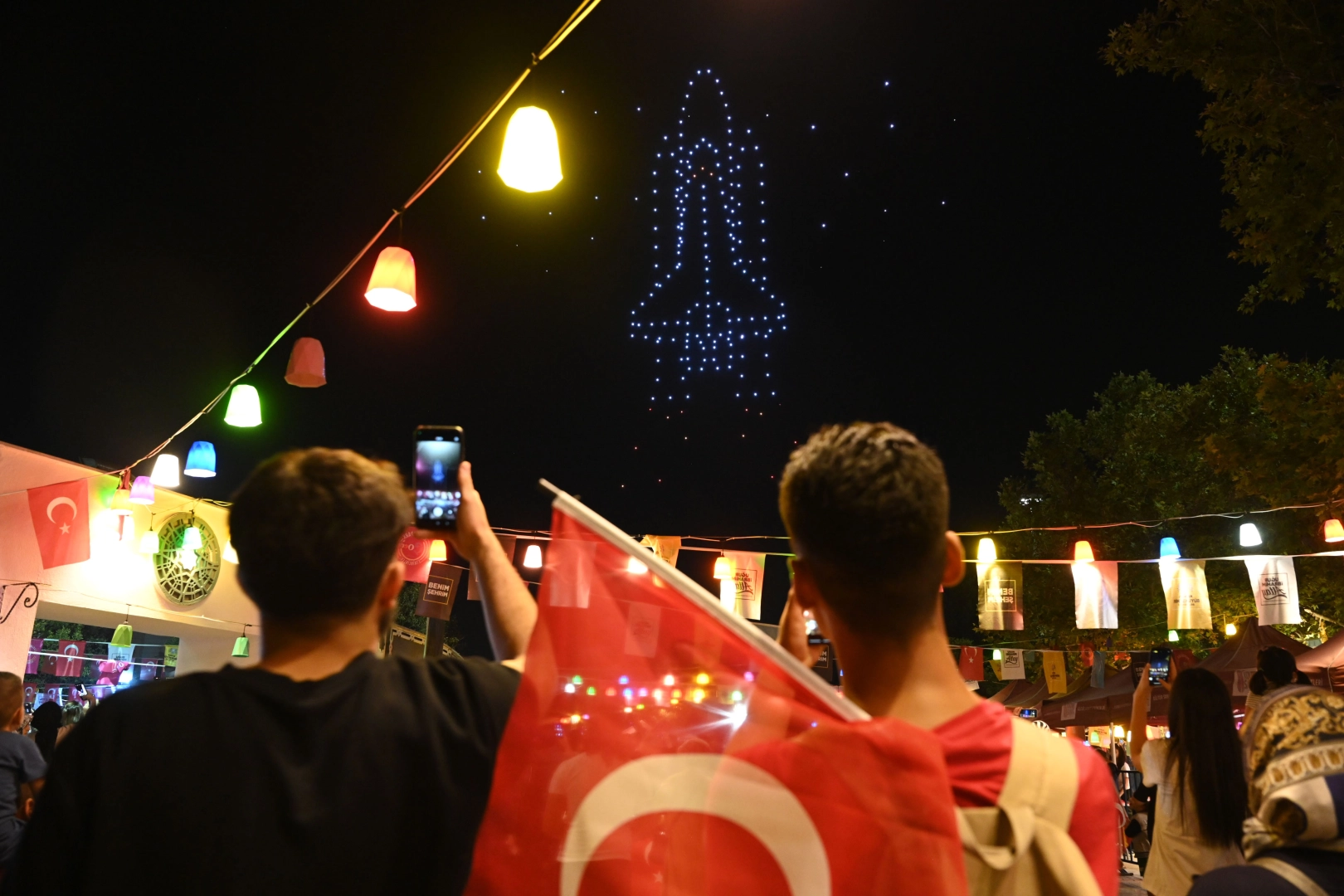 Konya'da 250 drone 'Zafer'e uçtu! 