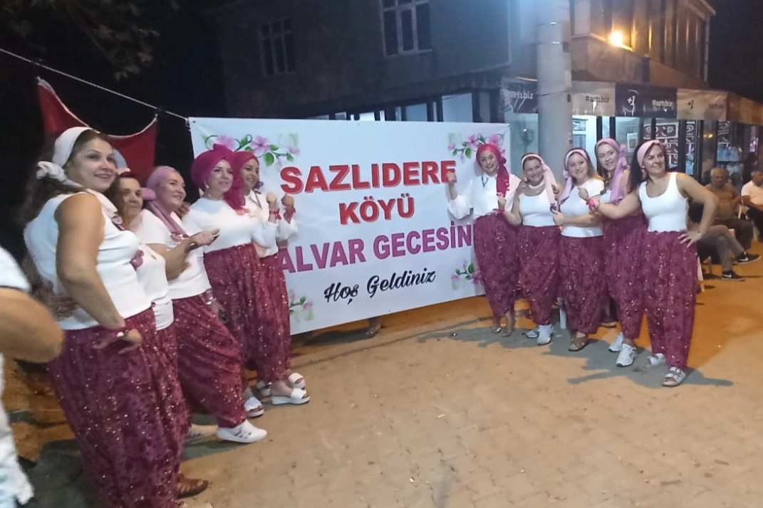 Edirne Sazlıdere'de Şalvar Gecesi coşkusu 