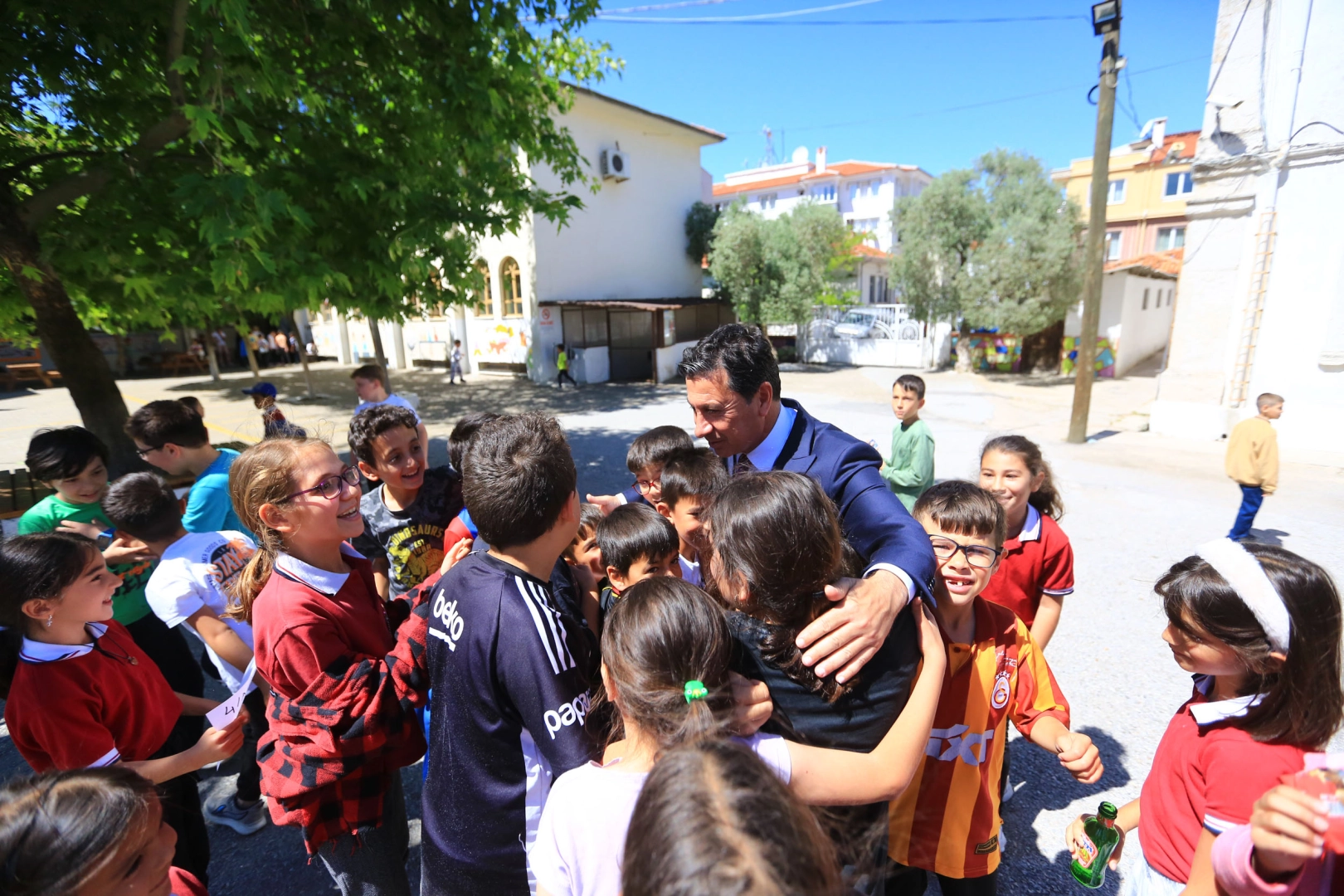 Muğla Büyükşehir’den öğrencilere büyük destek... Akyaka seferlerinde 1 TL'ye seyahat 