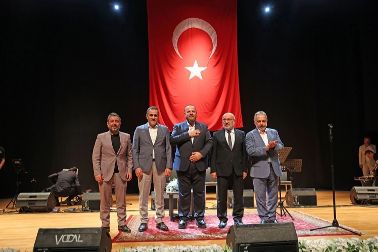 Mevlid-i Nebi Haftası'na özel Necip Karakaya konseri 