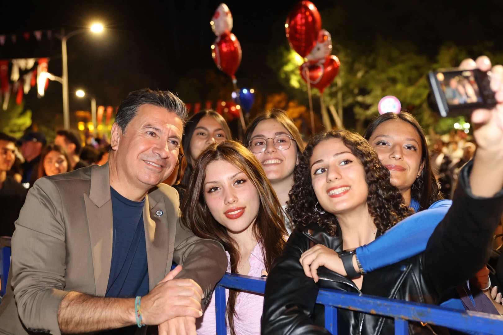 Muğla Büyükşehir gençlerin umudu olmak için çalışıyor 