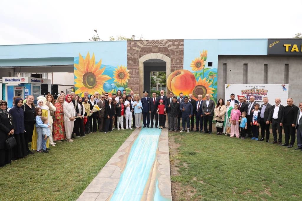 Bursa İnegöl Uluslararası Duvar Resimleri Festivali ile sanatla buluştu 