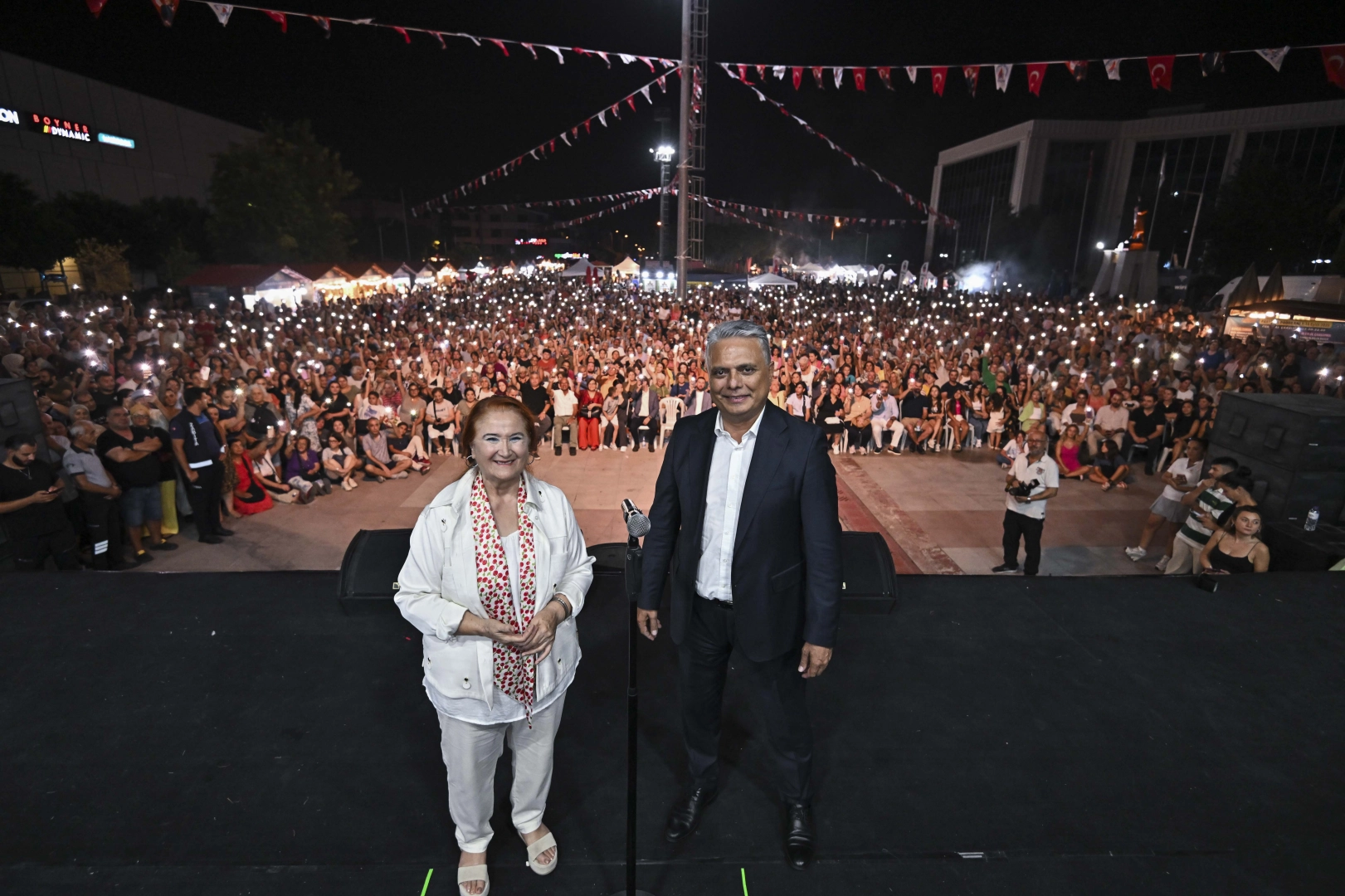 Yöreler Renkler Festivali Doğu Anadolu Gecesi’yle başladı 