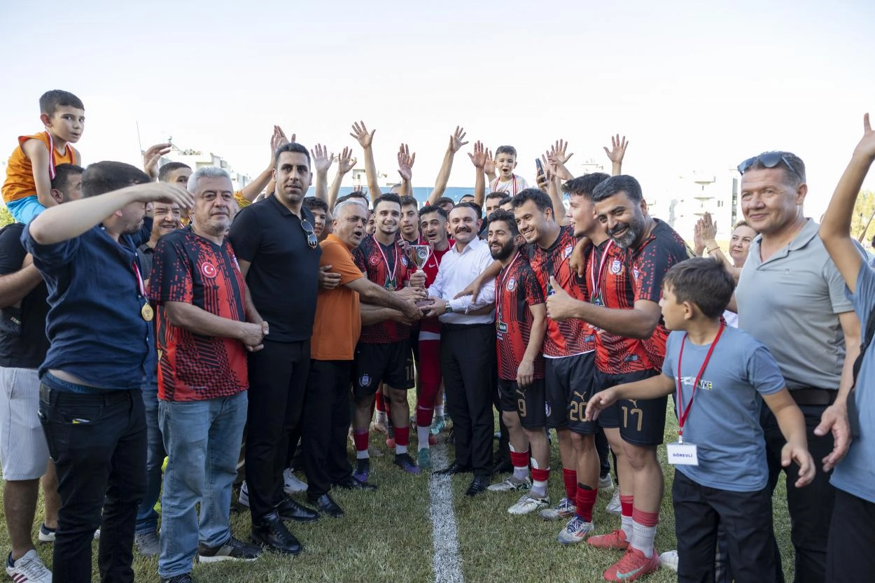 “Mersin’de süper kupa coşkusu: Zafer Ayvagediği’nin 
