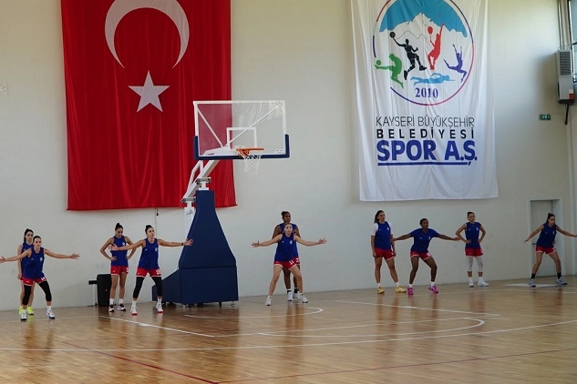 Erciyes Yüksek İrtifa Merkezi basketbolcuların da gözdesi 