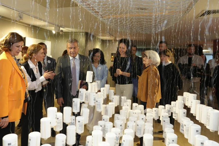 “Kökler ve Kanatlar” sergisi Eskişehir’de sanatseverlerle buluştu 