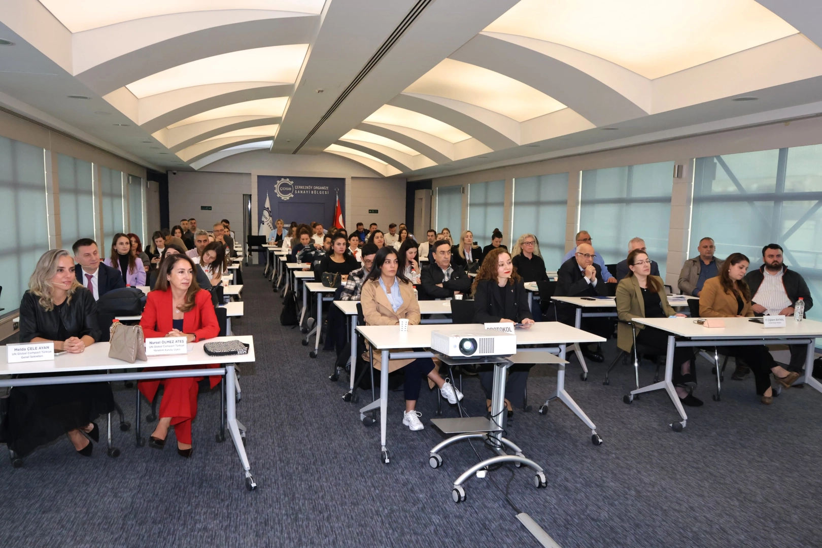 Tekirdağ'da Çerkezköy iş dünyası sürdürülebilirliği konuştu 