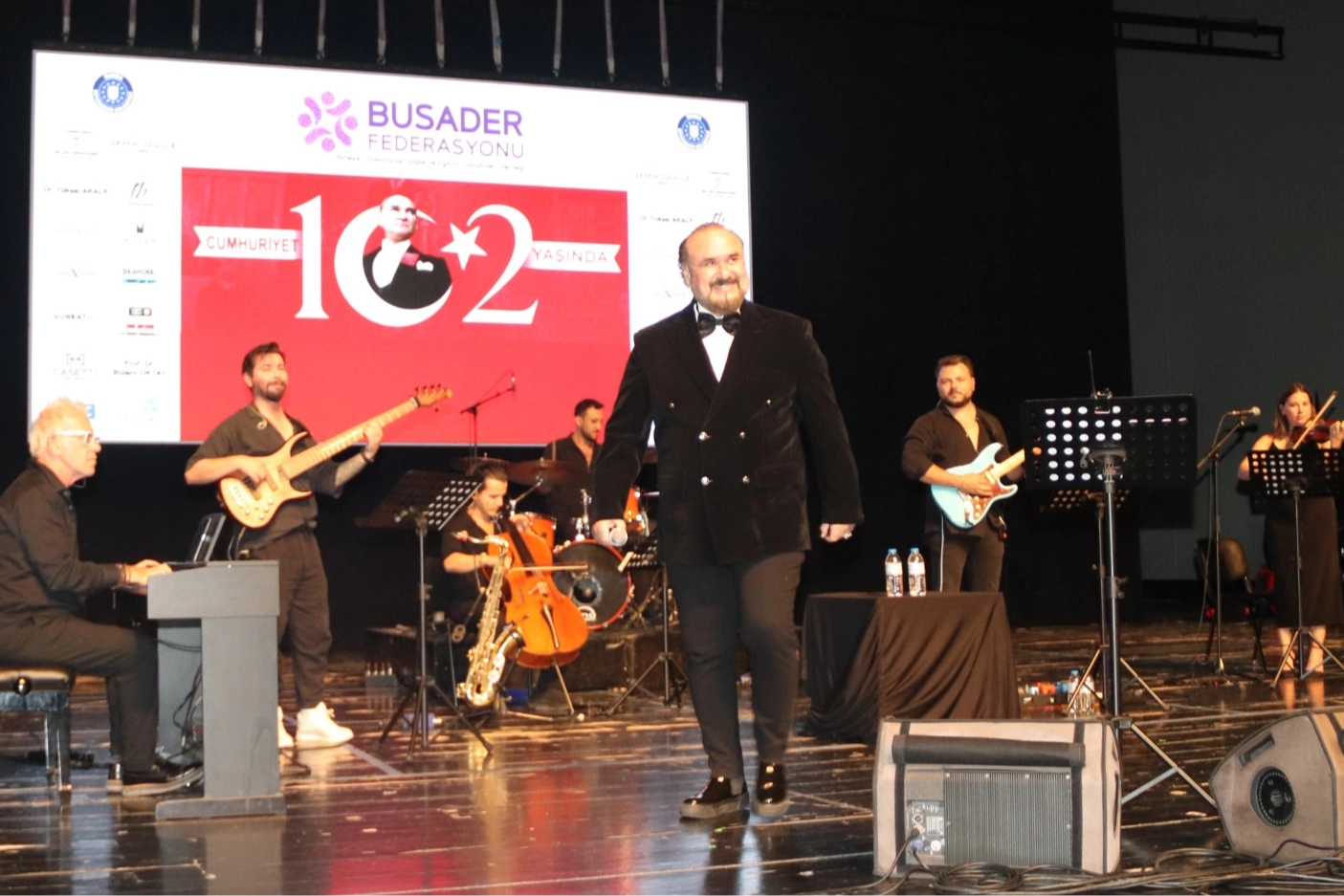 BUSADER Cumhuriyet coşkusunu sanatla buluşturdu 