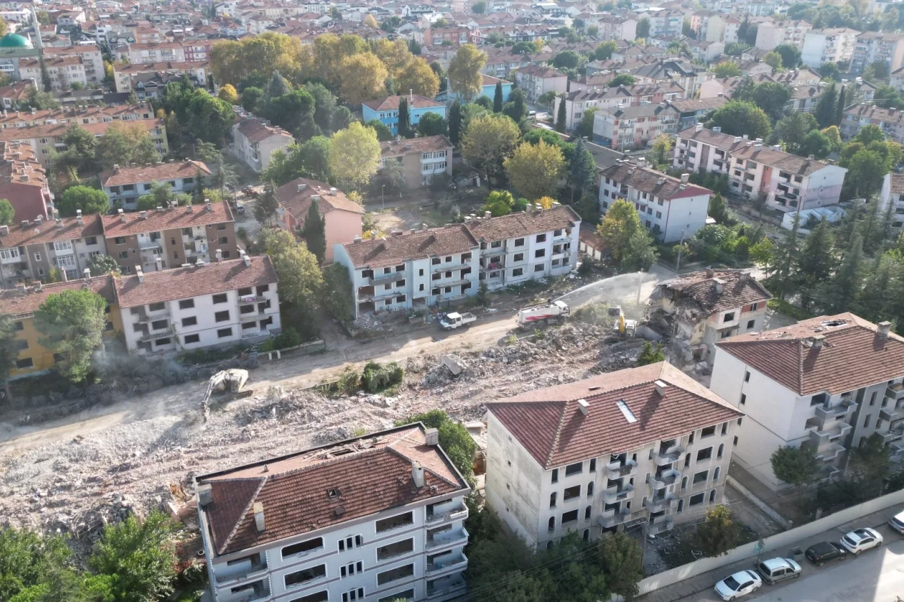 Bursa İnegöl'de Turgutalp dönüşümünde yıkımlar başladı 