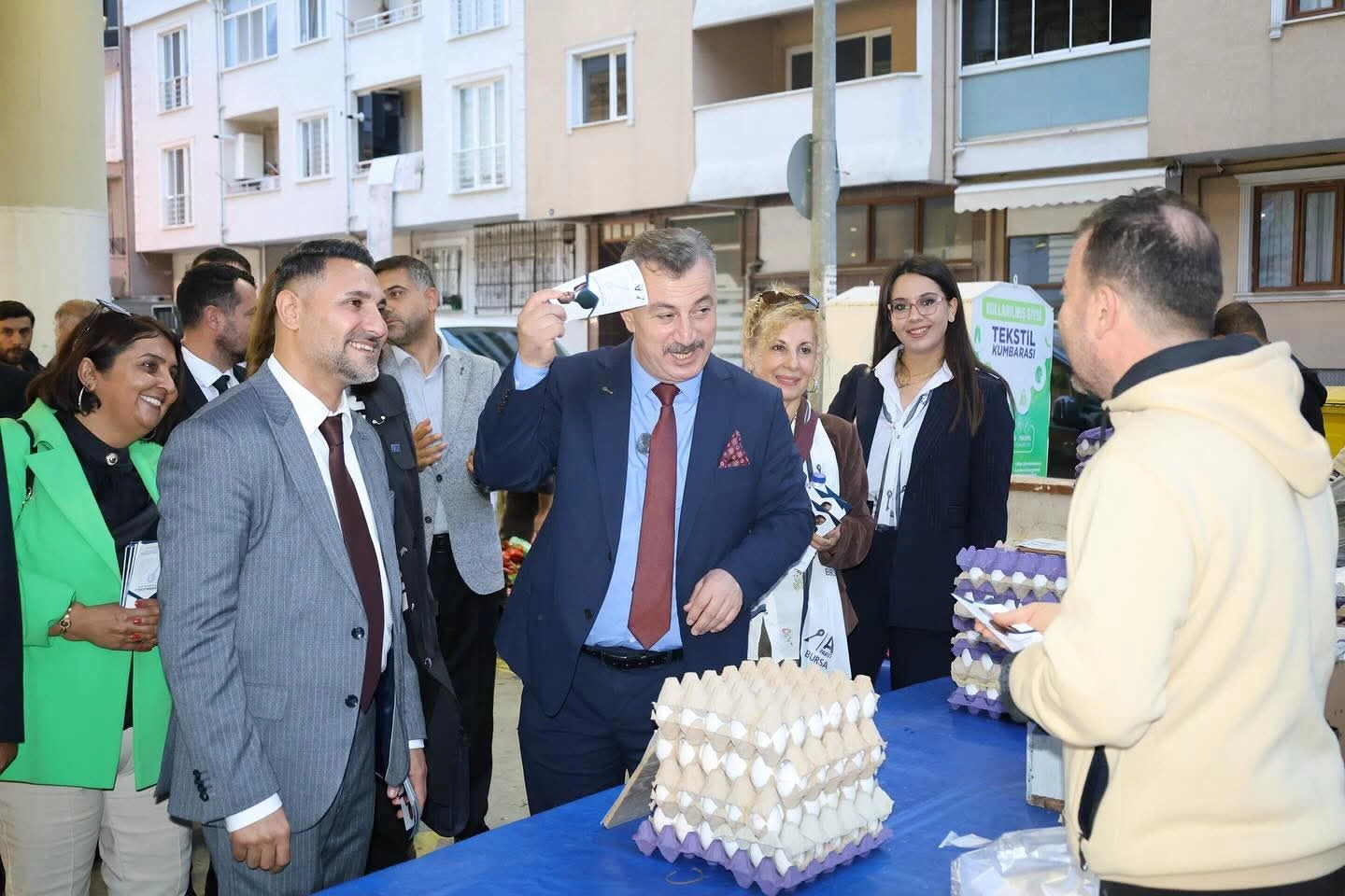 Anahtar Parti’den Bursa'da ‘Kapı Kapı Anahtar’ 