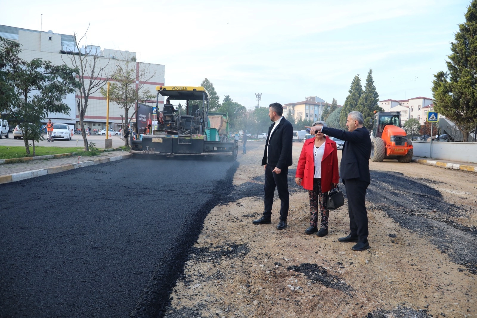 İzmit'te Yahya Kaptan'da asfalt hamlesi 