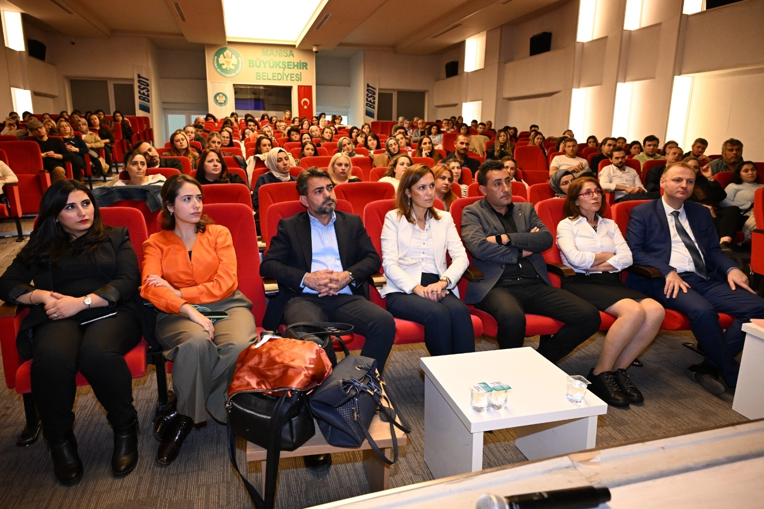 MABEM öğretmenleri yenilikçi eğitimle geleceğe hazırlanıyor 