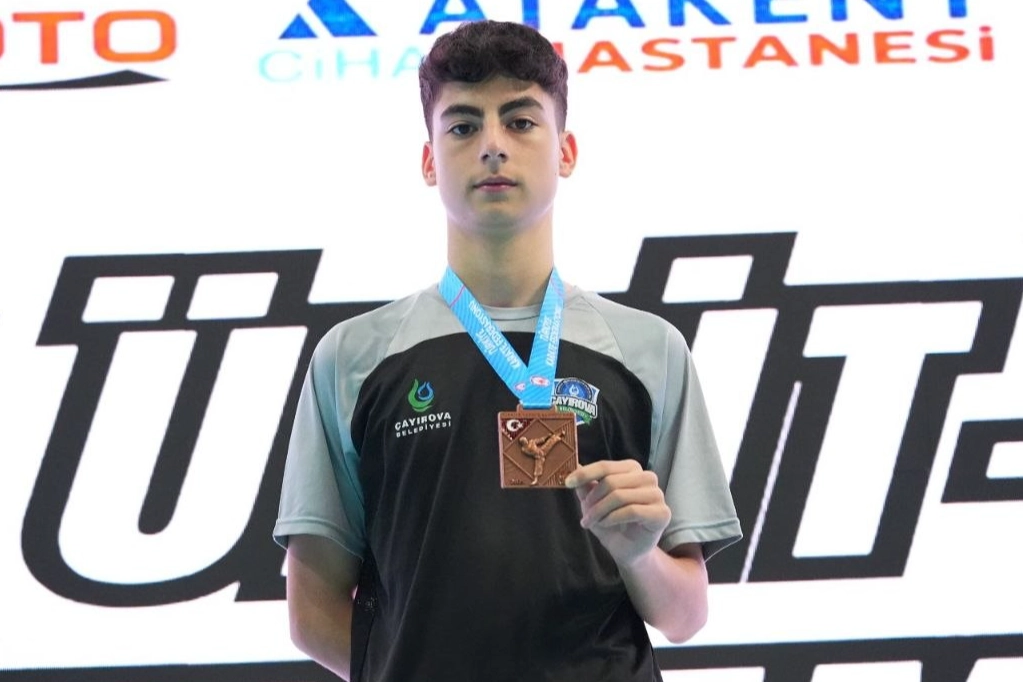 Çayırovalı iki karateciye milli davet 