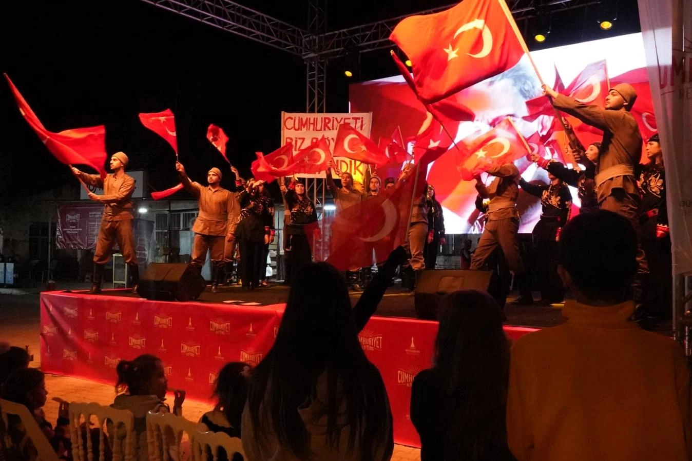 Bergamalılar 'Cumhuriyet Her Yerde' etkinliğinde buluştu 