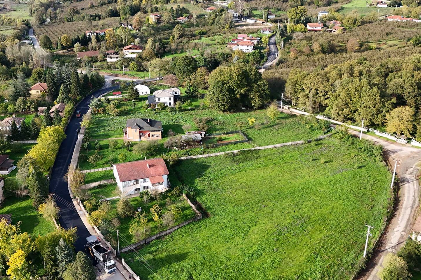 Hendek’te 7,5 kilometrelik hat yenileniyor... YOLBAK yolları tablo gibi işliyor 