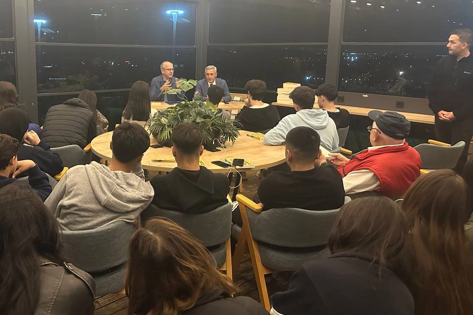 Kocaeli'de Çayırova Kitap Günleri’nde 'Nezaket' söyleşisi 