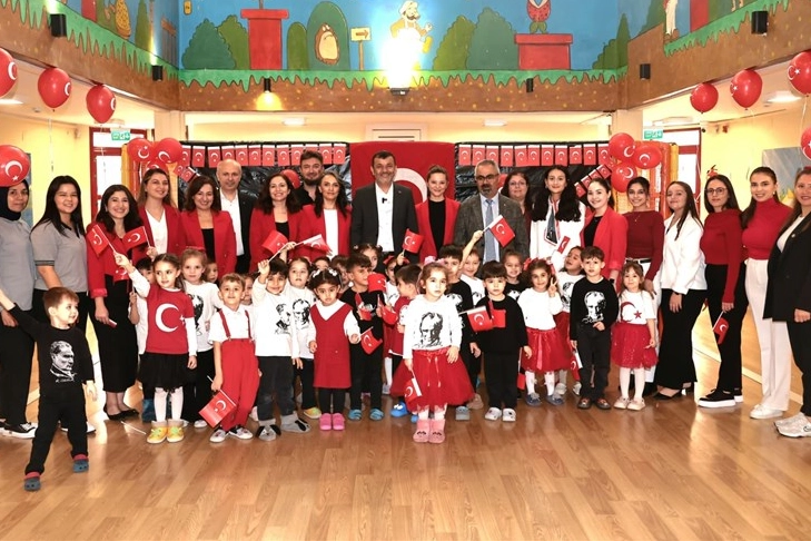 Denizli Büyükşehir’in Güneşli Günler’inde Cumhuriyet sevinci 