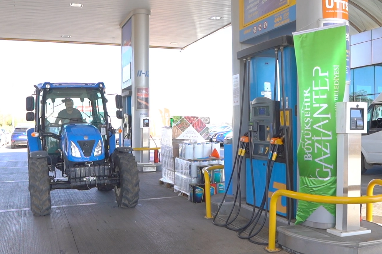 Belediyeden çiftçiye mazot desteği 