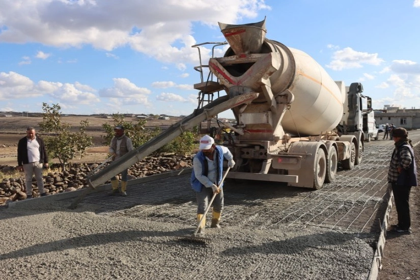Siverek yollarına beton yol 