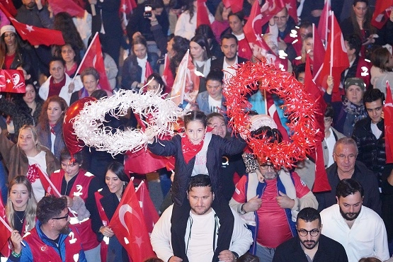 İstanbul Beylikdüzü’nde Cumhuriyet coşkusu 