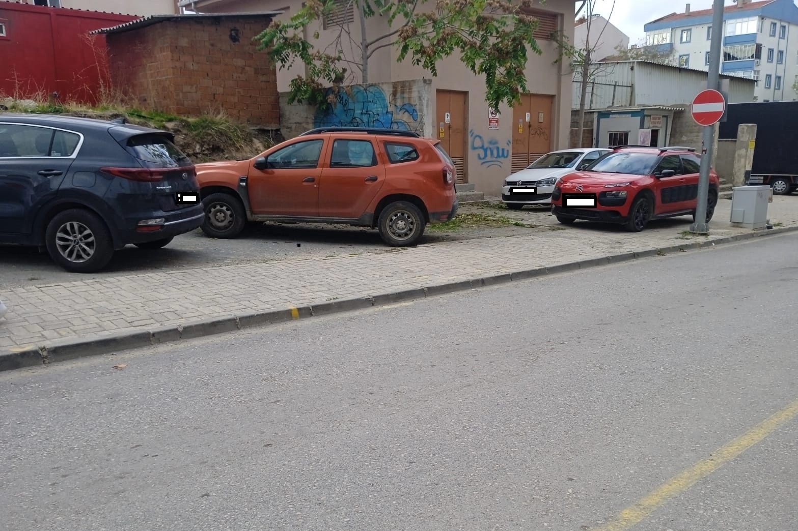 Edirne Keşan'da kaldırım işgalleri bitmiyor! 