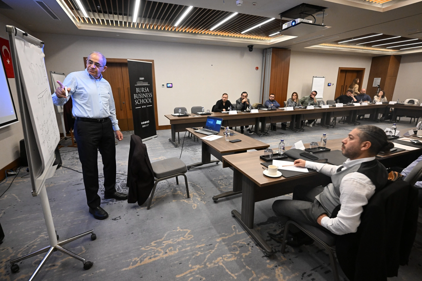 Bursa Business School'da 'B2B Pazarlama ve Satış' eğitimi 