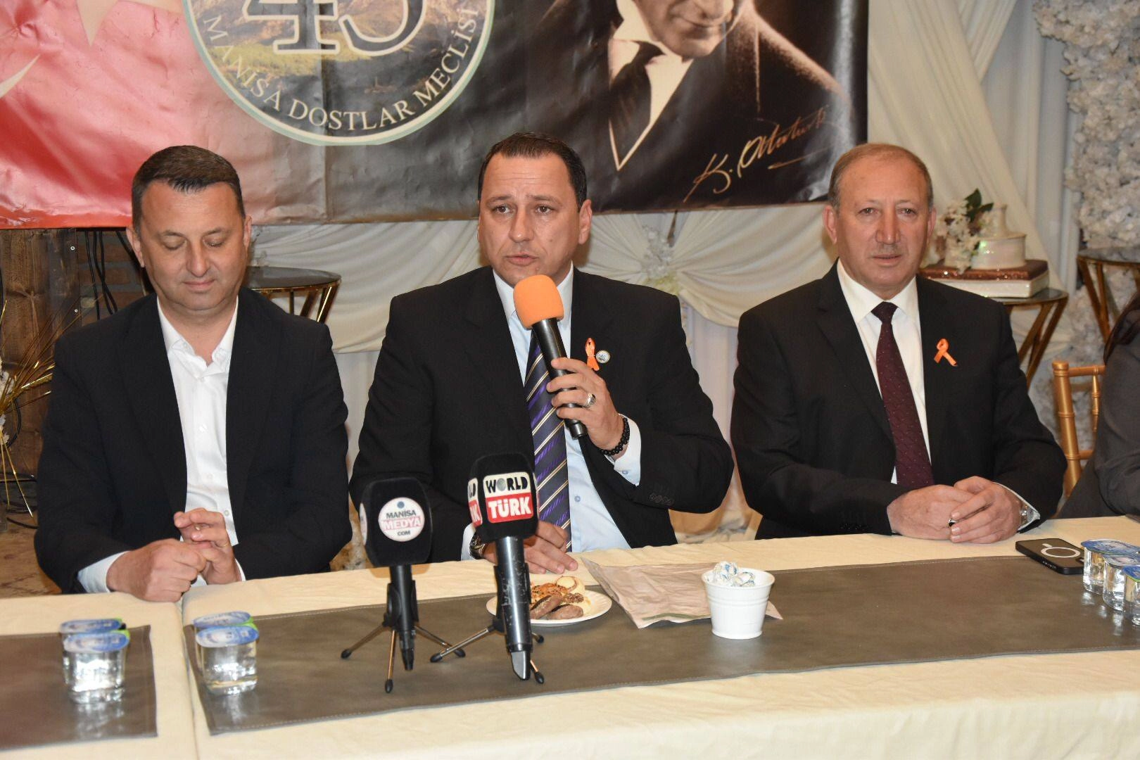 Manisa Akhisar Belediye Başkanı 'Dostlar Meclisi'nin konuğu oldu 