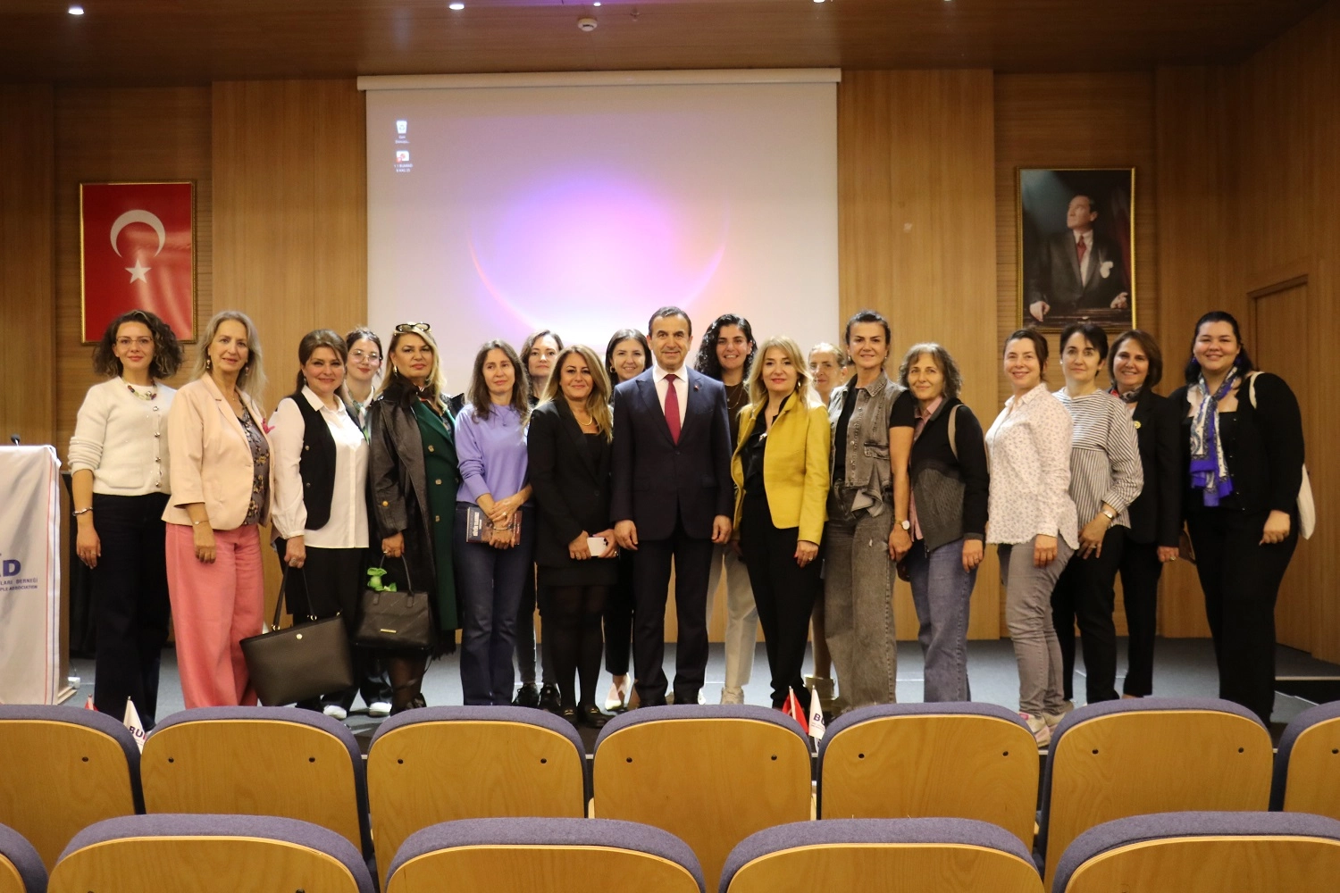 BUMİAD'dan 'Atatürk ve Cumhuriyet' konulu söyleşi 