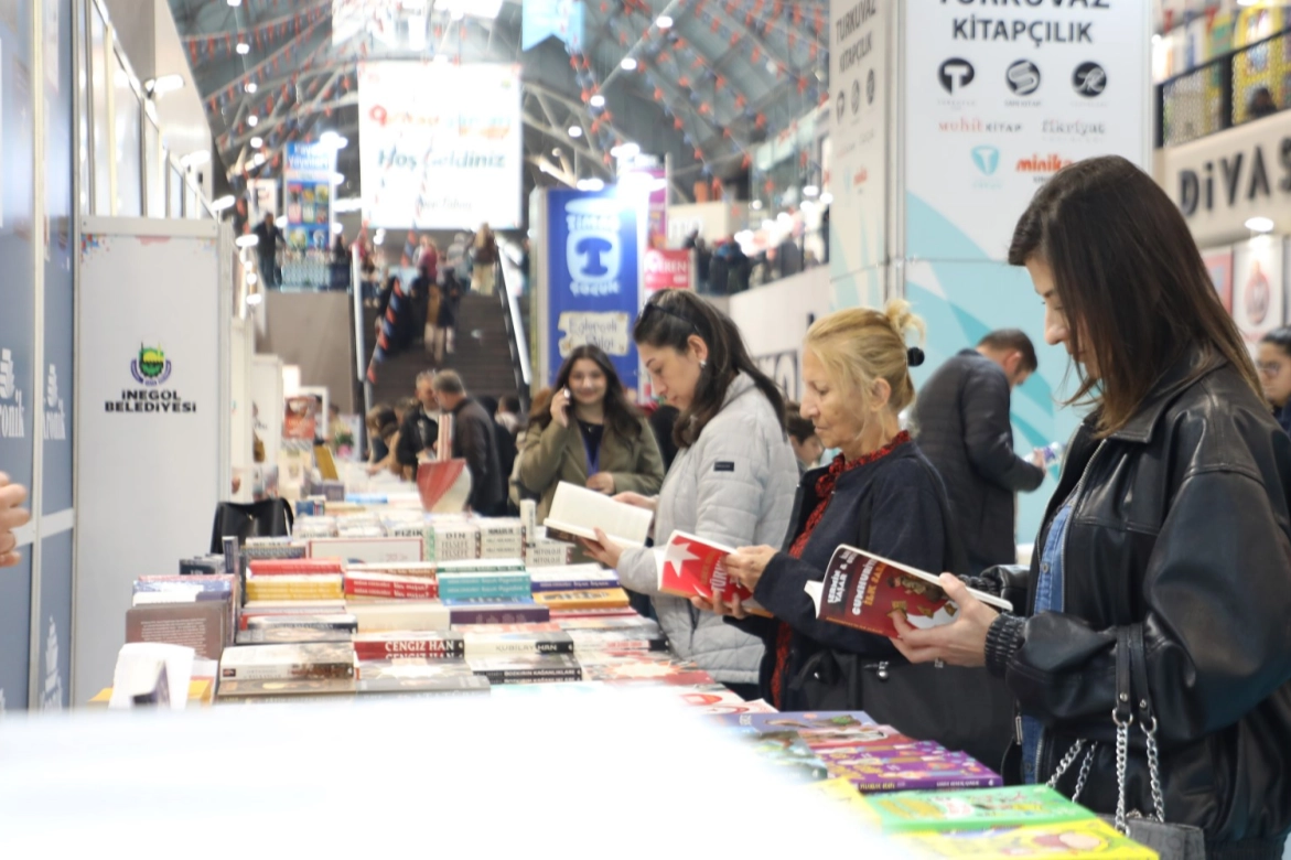 Bursa'da İnegöl Kitap Günleri finale hazırlanıyor 