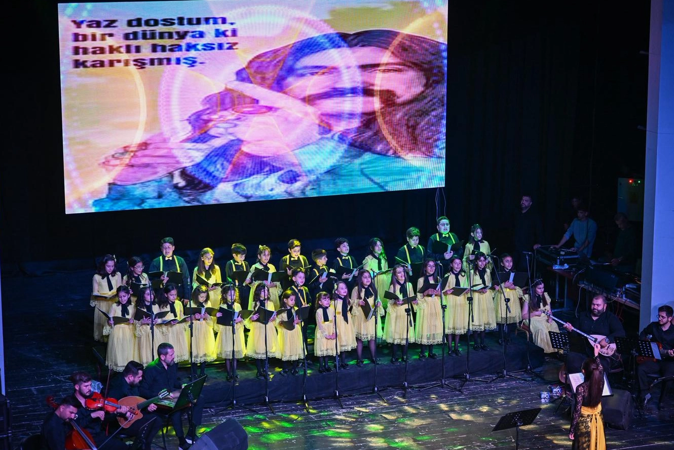 Minik kalplerden büyük ezgiler Malatya’da yankılandı 