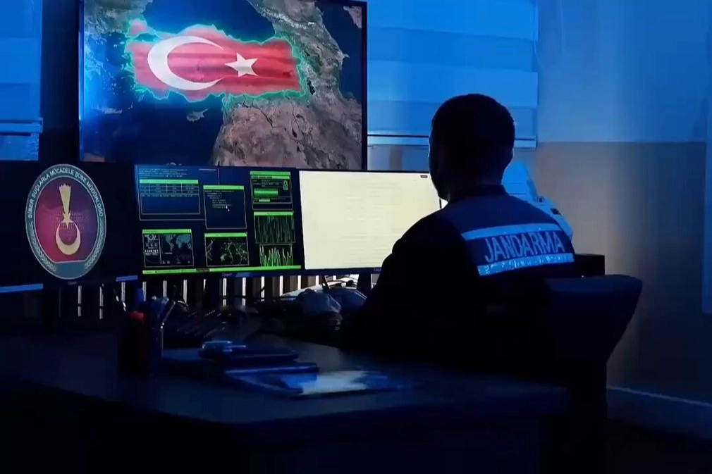 Jandarmadan 9 ilde yasa dışı bahis operasyonu: 21 gözaltı 