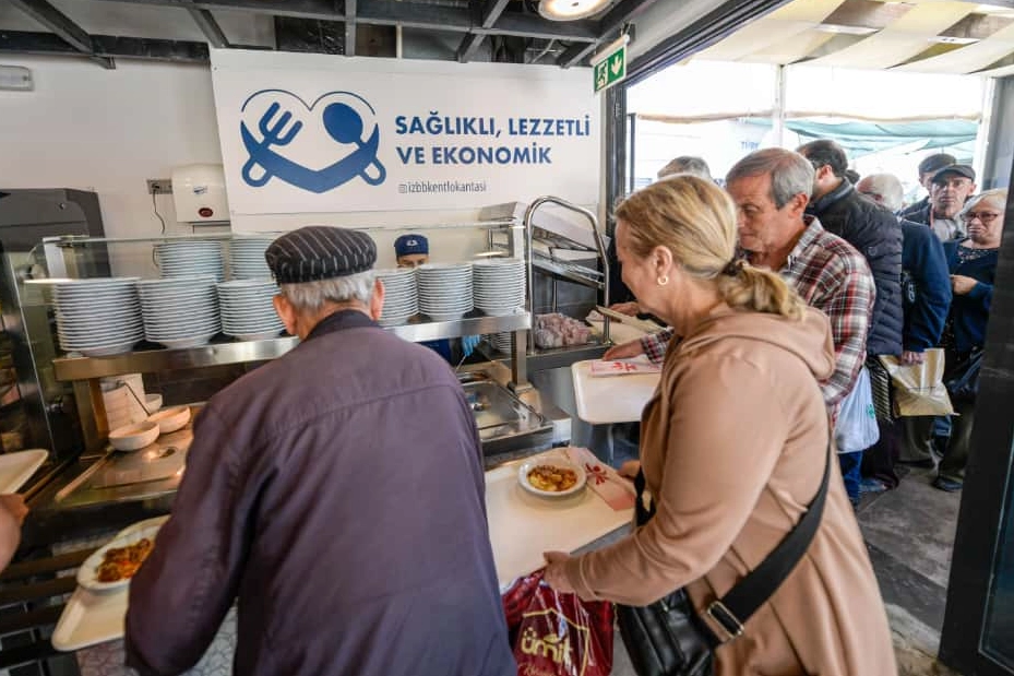 İzmir Kent Lokantaları’nda 10 Kasım’a özel ücretsiz yemek 