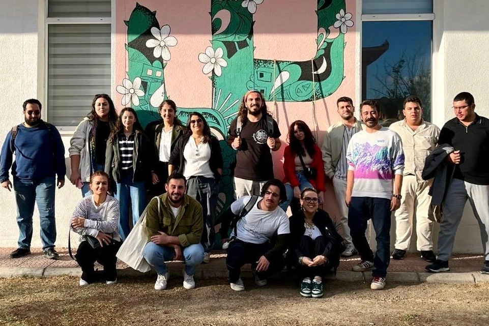 İzmir’de gençlere belediye çalışmaları hakkında eğitim 