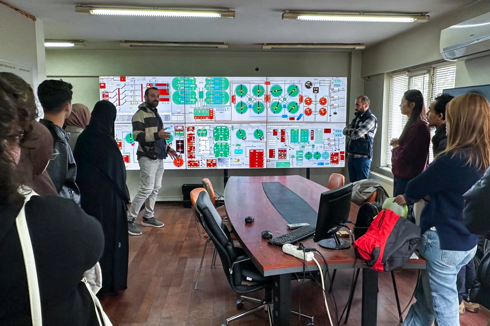 Sakarya'da kaliteli içme suyuna tanıklık ettiler 