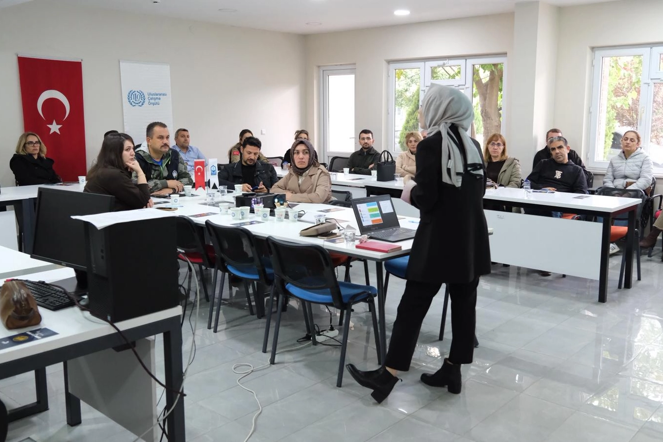 Bursa Yıldırım'da 'şiddete karşı' hizmet içi farkındalık 