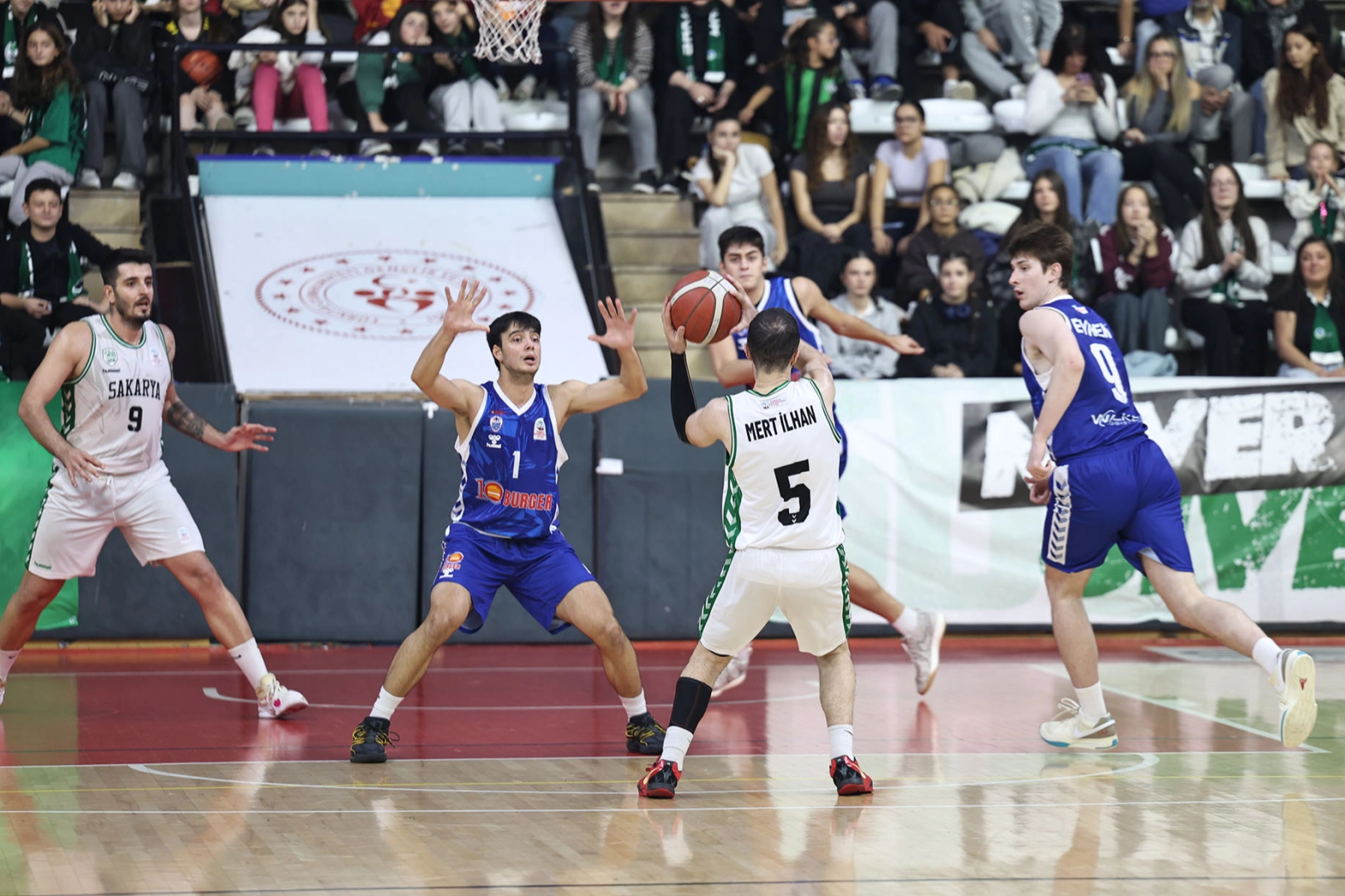 Sakarya Büyükşehir’in devleri Beylikdüzü'nü farklı geçti: 89-60 