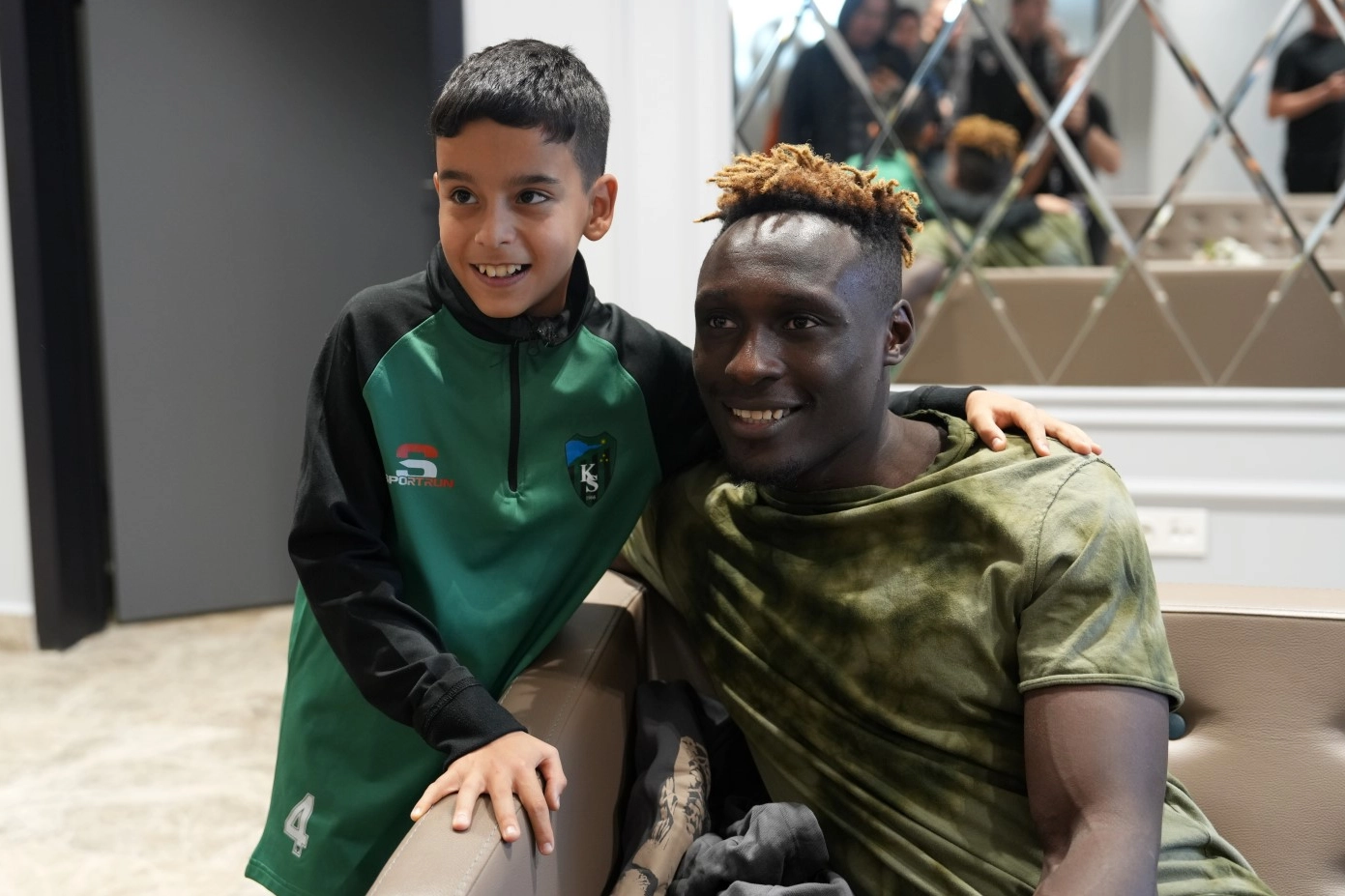 Galatasaray maçının yıldız ismi yeşil-siyahlı taraftarlarla buluştu 