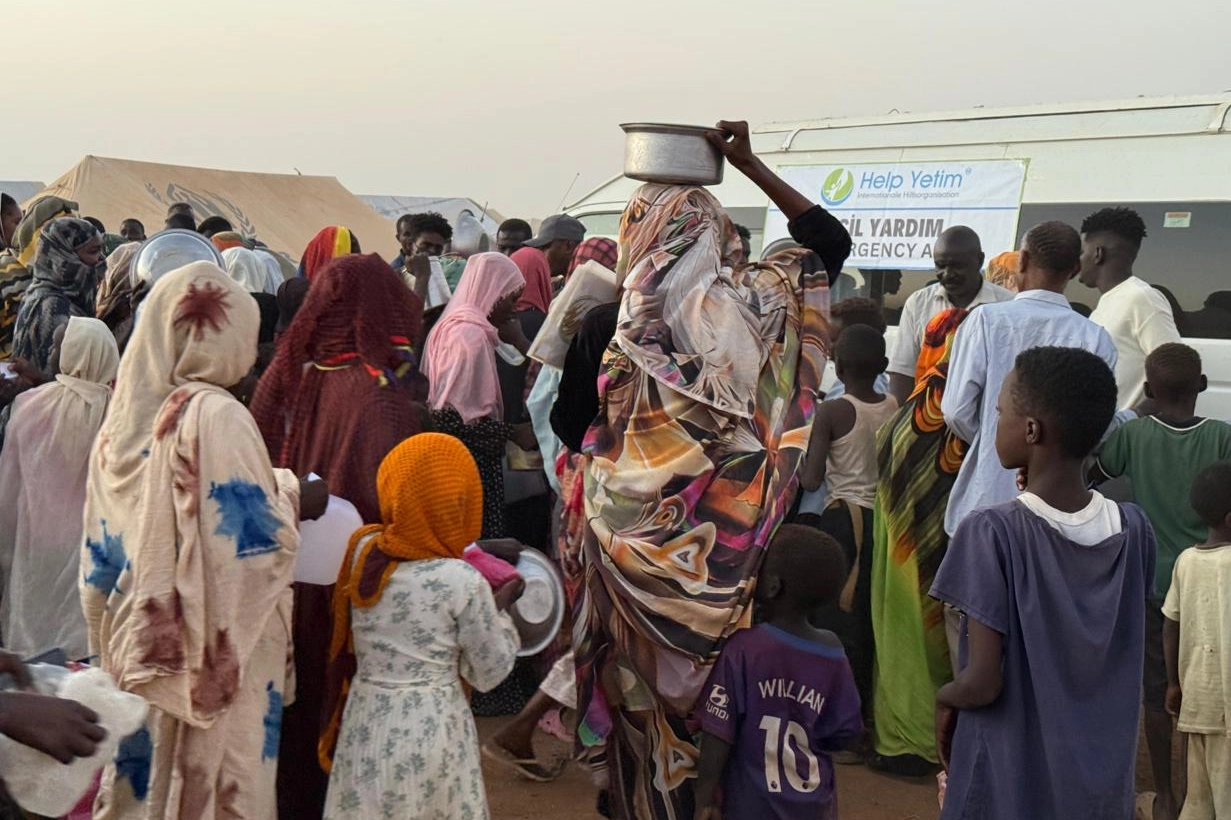 Help Yetim Sudan’da binlerce kişiye yardım ulaştırdı 