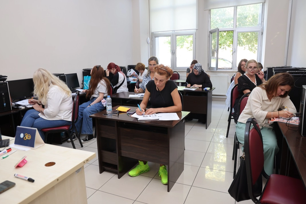 Yabancı dil KO-MEK’le öğreniliyor 