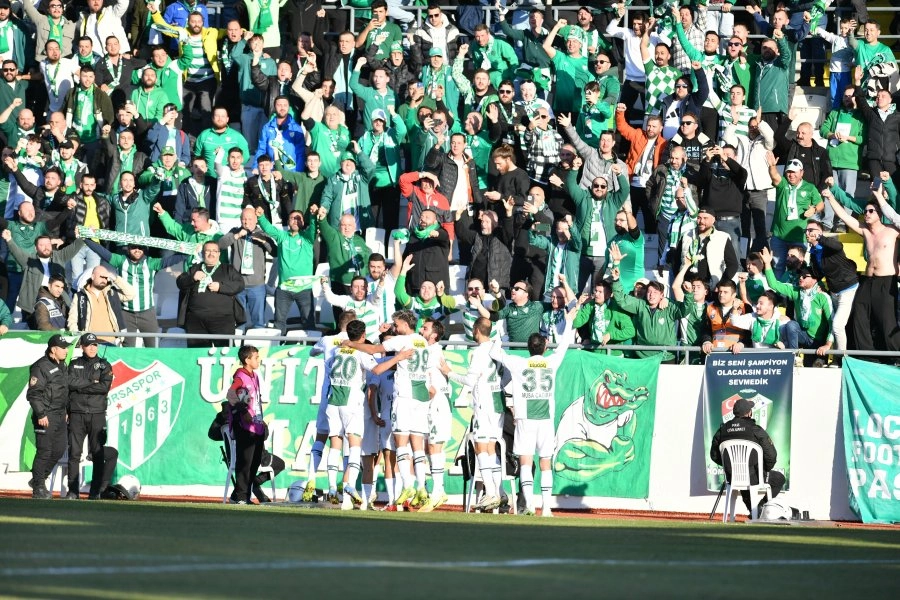 Bursaspor Başkanı Enes Çelik'ten sert tepki: Irkçı paylaşımlar için hukuki süreç başlattık 
