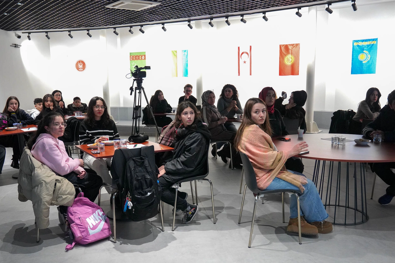 Ankara Keçiören'de gençlere Erasmus+ bilgilendirmesi 
