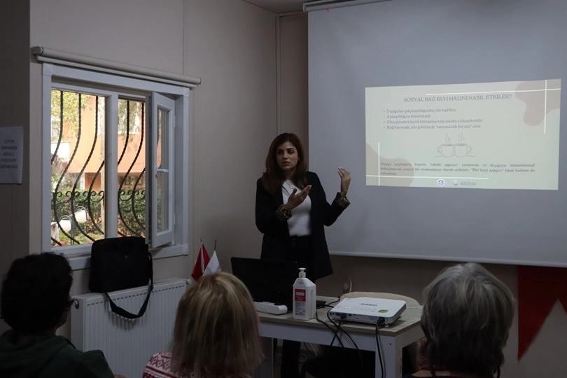 İstanbul Maltepe'de ‘Birlikte Güzel Yaş Almak’ semineri 