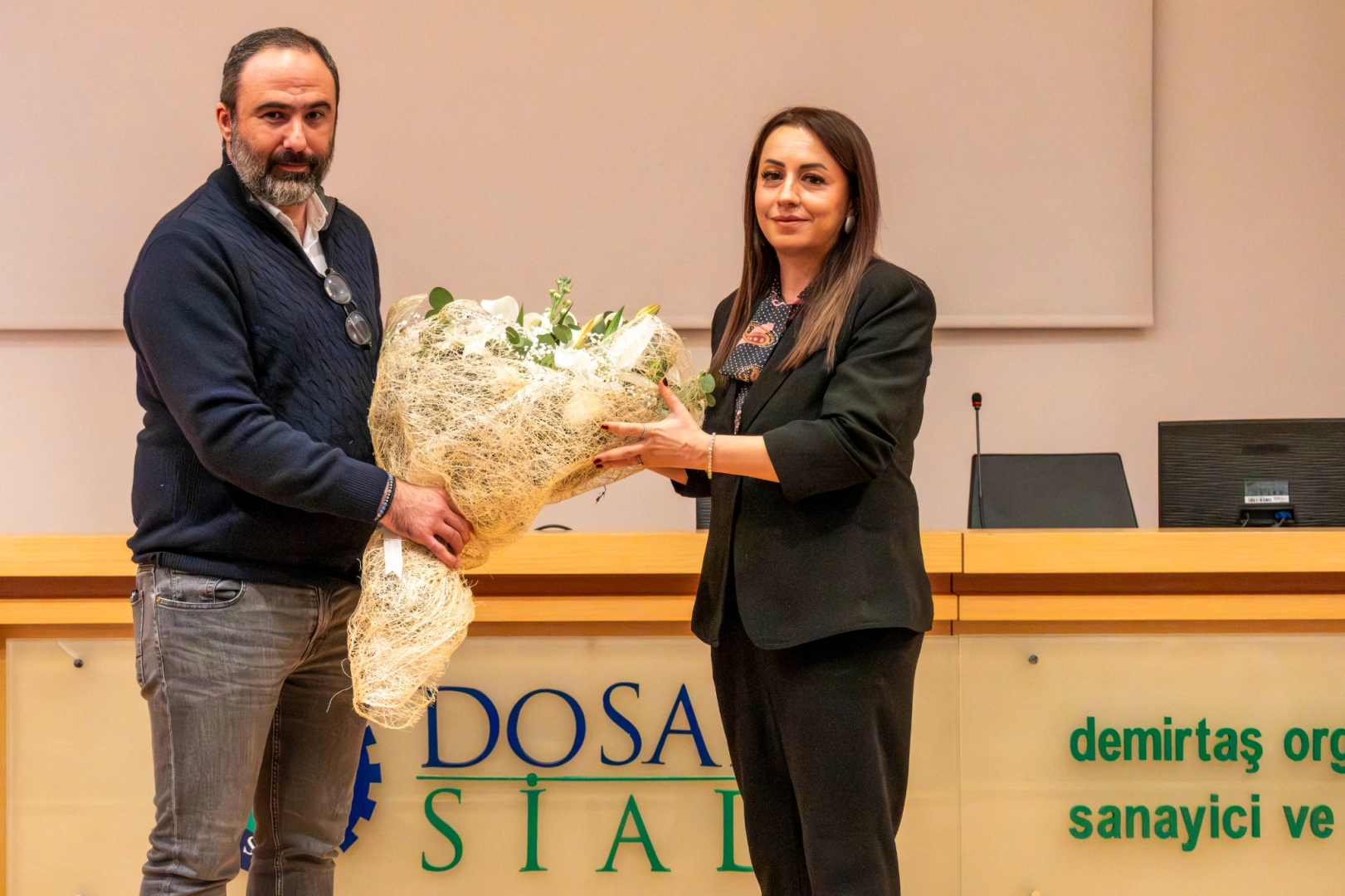 DOSABSİAD'da 2026 ekonomi gündemi masaya yatırıldı... Doları korunma aracı görmeyin! 