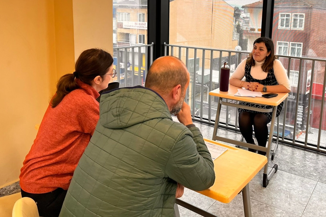 İzmit Çınar Akademi’de velilerle eğitim buluşması 